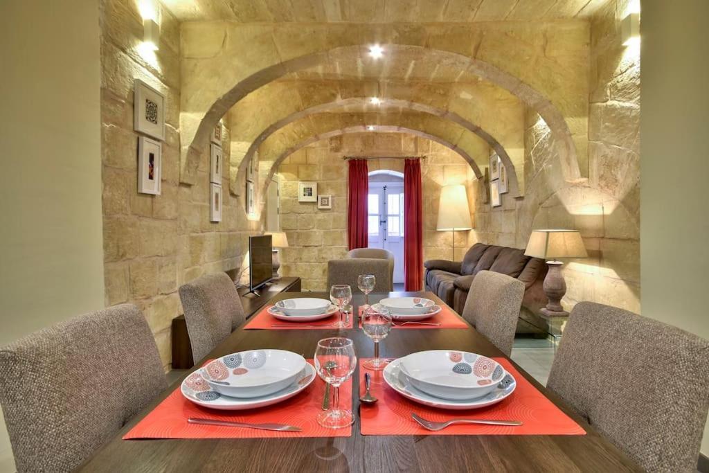 Vallettastay - Orangerie Two Bedroom Apartment 201 외부 사진