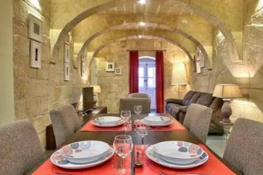 Vallettastay - Orangerie Two Bedroom Apartment 201 외부 사진