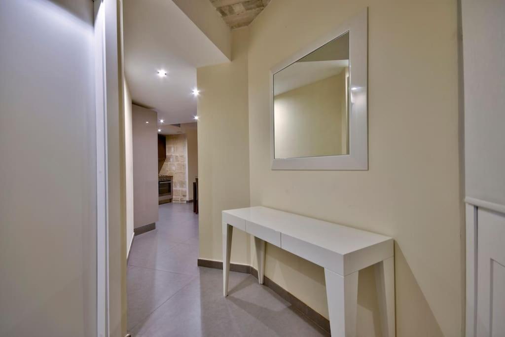 Vallettastay - Orangerie Two Bedroom Apartment 201 외부 사진